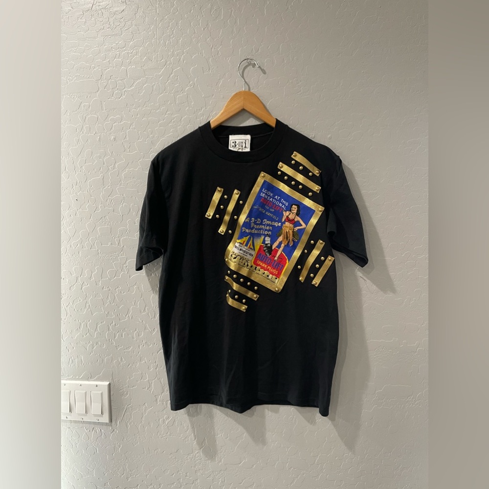 Vintage 3-Di Pin‎ Up Girl Advertising SS Shirt Medium